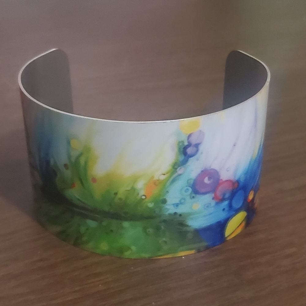 "NWOT" Colorful Abstract Aluminum Cuff Bracelet
